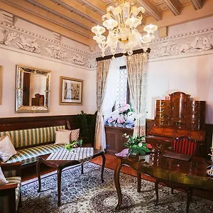 Heritage Cardo Hotel Split